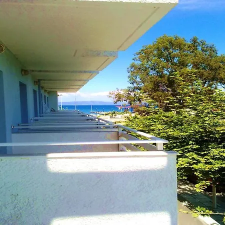 Bay Hotel