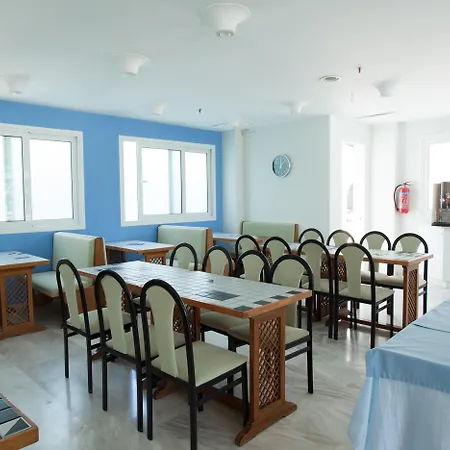 科斯湾酒店 2* 科斯镇