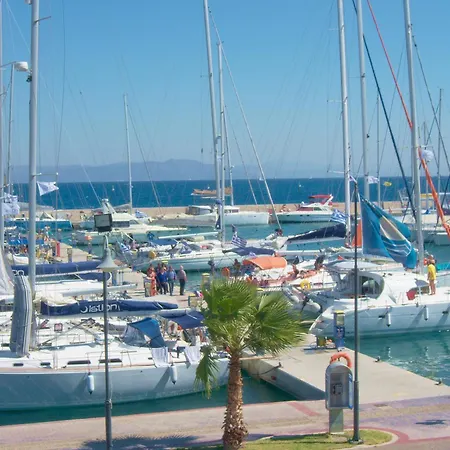 Hotel Bay 2*